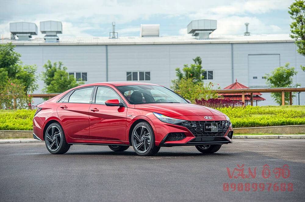 Hyundai Elantra 2024 Mới