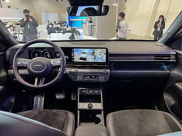 Hyundai Kona 2024 ...và Bảng điều khiển trung tâm thế hệ mới