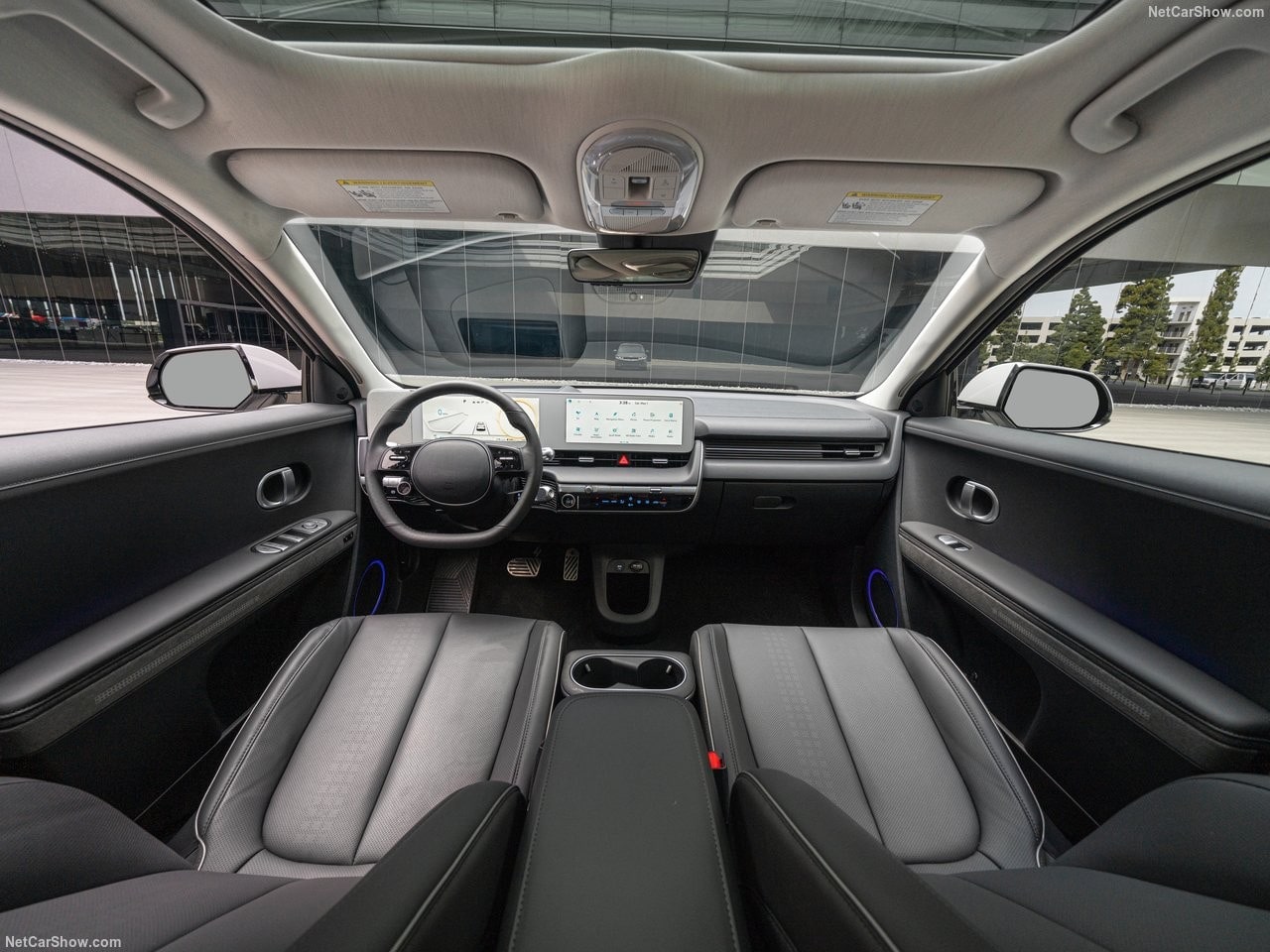 Tổng thể Khoang nội thất Hyundai iOniq 5 