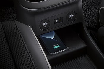 Sạc không dây chuẩn Qi trên iOniq 5